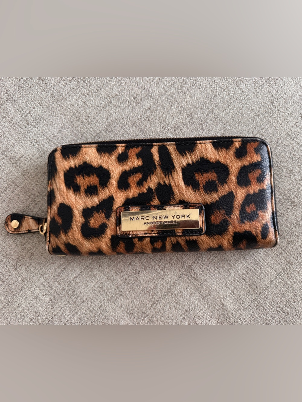 Andrew Marc Crossbody & Wallet - Picture 4 of 5